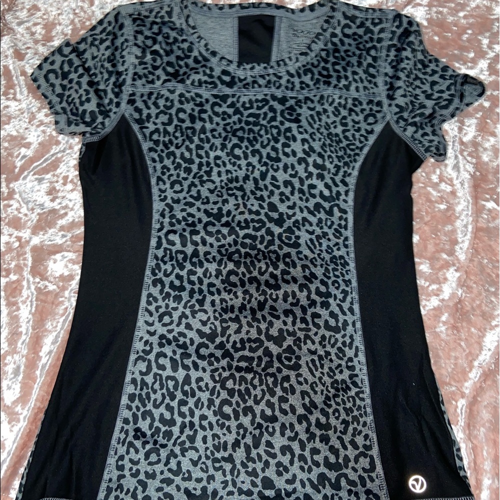 Cheetah t-shirt